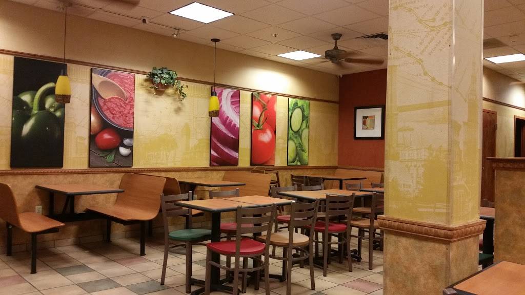Subway | restaurant | 869 - 871 Main St, Waltham, MA 02452, USA | 7812098777 OR +1 781-209-8777