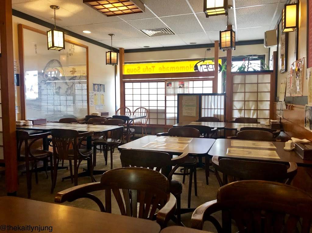 Chodang Soon Tofu | restaurant | 5130 Dundas St W, Etobicoke, ON M9A 1C2, Canada | 4162341161 OR +1 416-234-1161