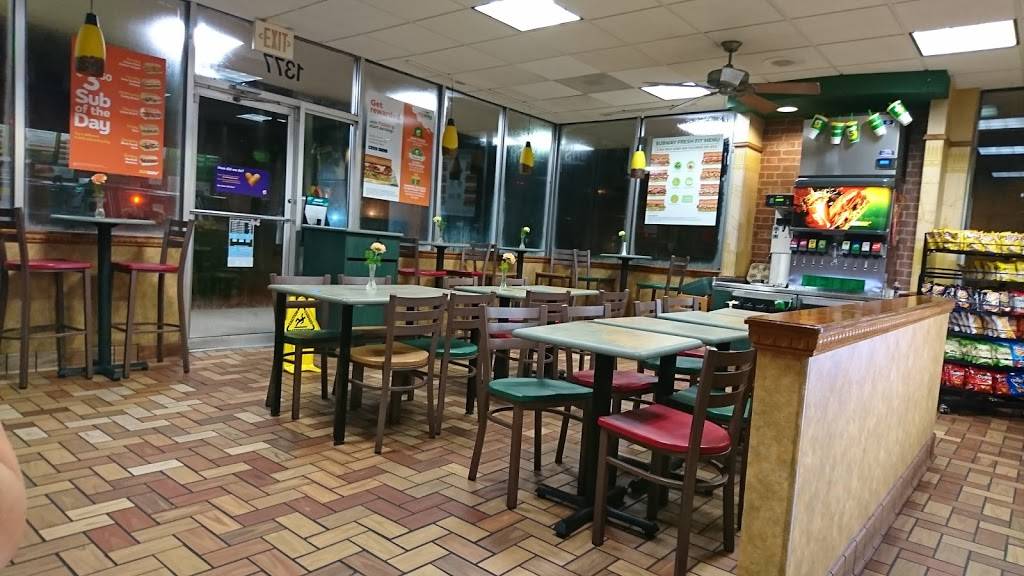 Subway | restaurant | 1377 N Harbor City Blvd, Melbourne, FL 32935, USA | 3212544380 OR +1 321-254-4380