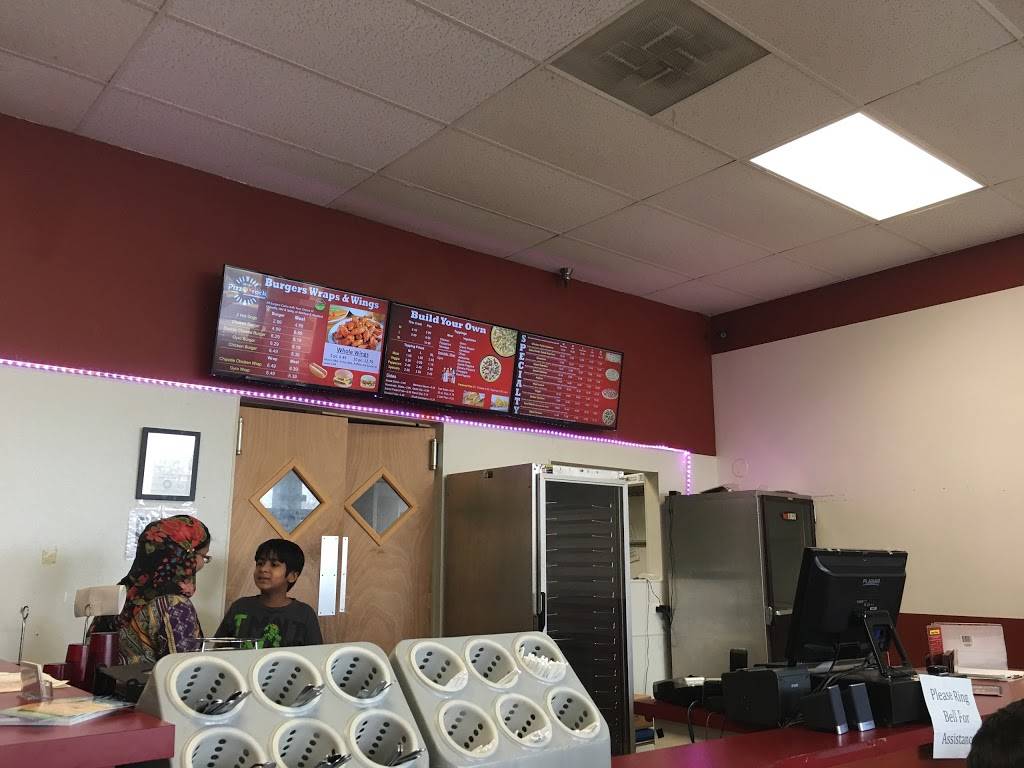 Pizza Track | restaurant | 10S650 Kingery Hwy, Willowbrook, IL 60527, USA | 6306553375 OR +1 630-655-3375