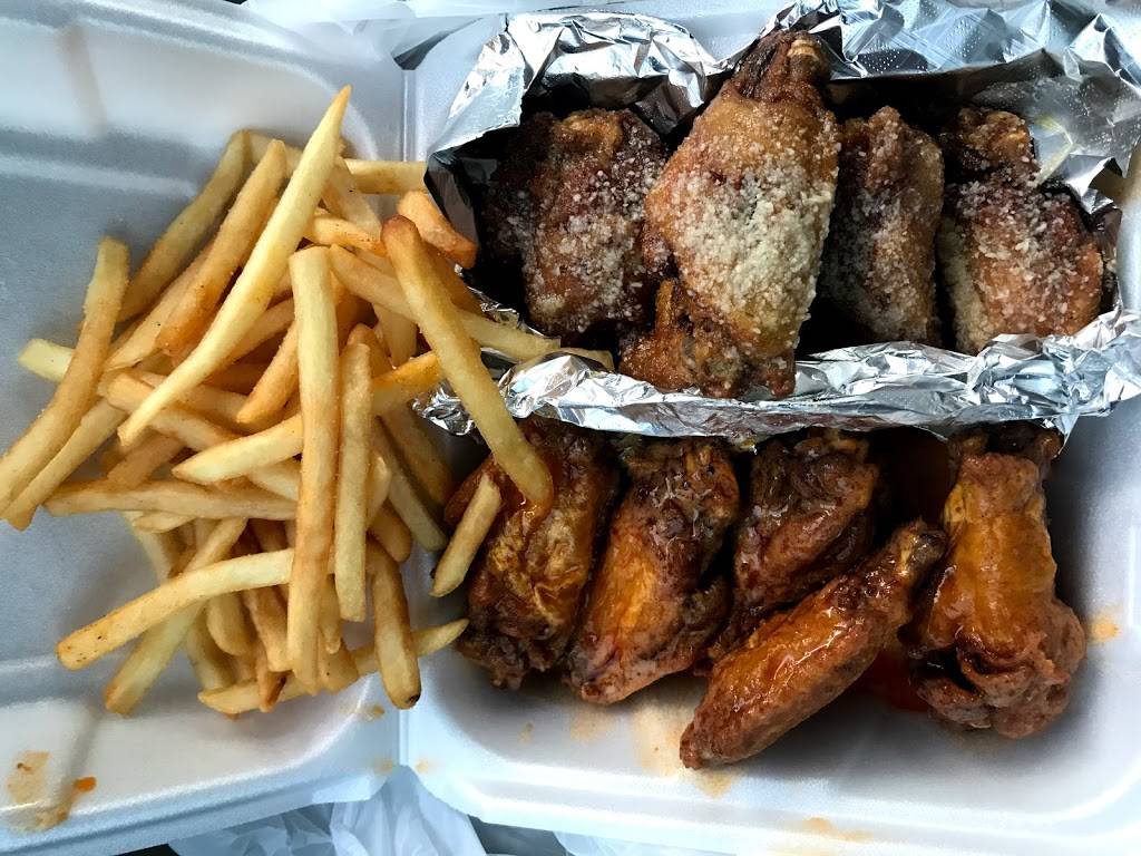 Chex Grill & Wings | restaurant | 3128 The Plaza, Charlotte, NC 28205, USA | 9808196532 OR +1 980-819-6532