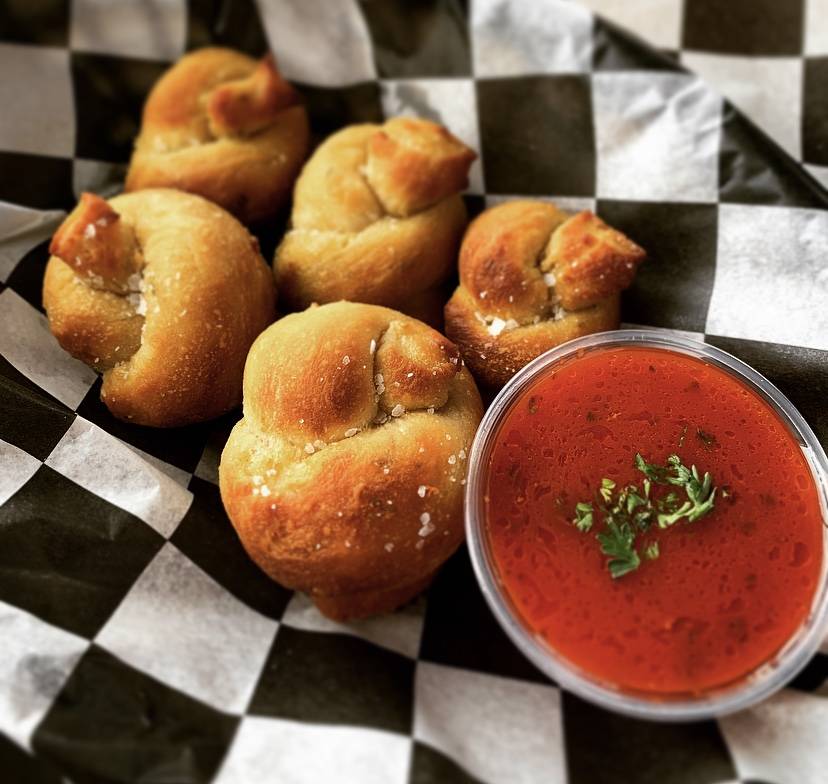 Rookies Taphouse and Eatery | restaurant | 8017 Fountain Mesa Rd, Fountain, CO 80817, USA | 7193085235 OR +1 719-308-5235