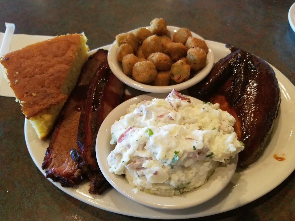 Memphis Barbecue Co | restaurant | 1498 Skibo Rd, Fayetteville, NC 28303, USA | 9105683228 OR +1 910-568-3228