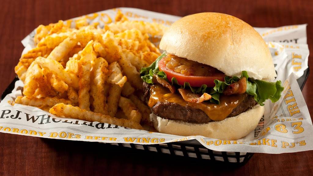 P.J. Whelihan’s Pub + Restaurant [Downingtown] | restaurant | 853 E Lancaster Ave, Downingtown, PA 19335, USA | 6108731311 OR +1 610-873-1311