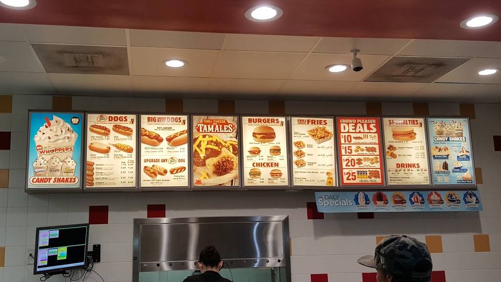 Wienerschnitzel | restaurant | 14485 7th St, Victorville, CA 92395, USA | 7602435031 OR +1 760-243-5031