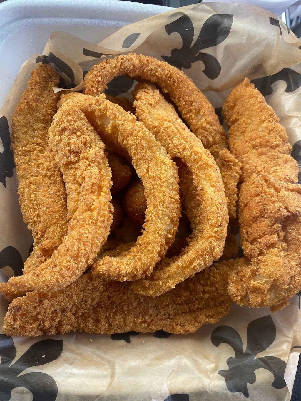 Crazy Cajun | restaurant | 5701 Garth Rd, Baytown, TX 77521, USA | 2818391001 OR +1 281-839-1001