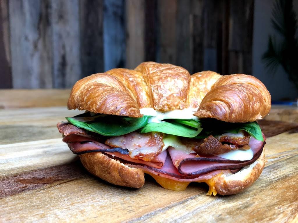 Lotus Sandwich Eatery & Bar | restaurant | 111 N Main St, Tulsa, OK 74103, USA | 9183987184 OR +1 918-398-7184