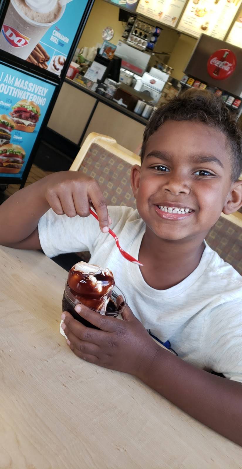 Dairy Queen Grill & Chill | restaurant | 325 S Walnut St, Belle Plaine, MN 56011, USA | 9528736500 OR +1 952-873-6500