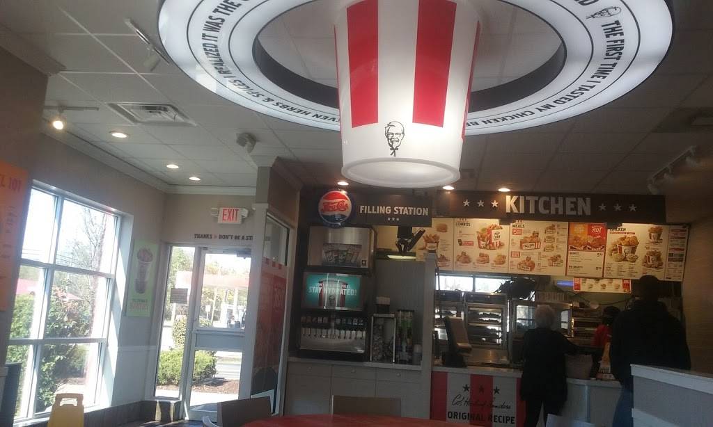 KFC | restaurant | 1245 Pearl Rd, Brunswick, OH 44212, USA | 3302256577 OR +1 330-225-6577