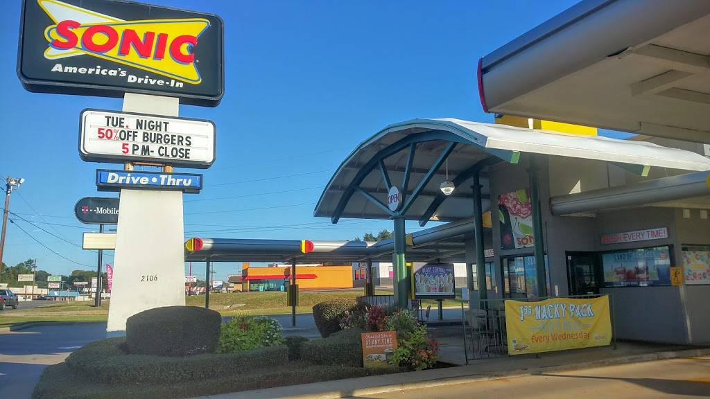 Sonic Drive-In | restaurant | 2106 Gilmer Rd, Longview, TX 75604, USA | 9032976868 OR +1 903-297-6868