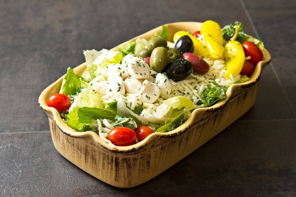 Upper Crust Pizza & Chicken | meal delivery | 15320 Detroit Ave, Lakewood, OH 44107, USA | 2162268888 OR +1 216-226-8888