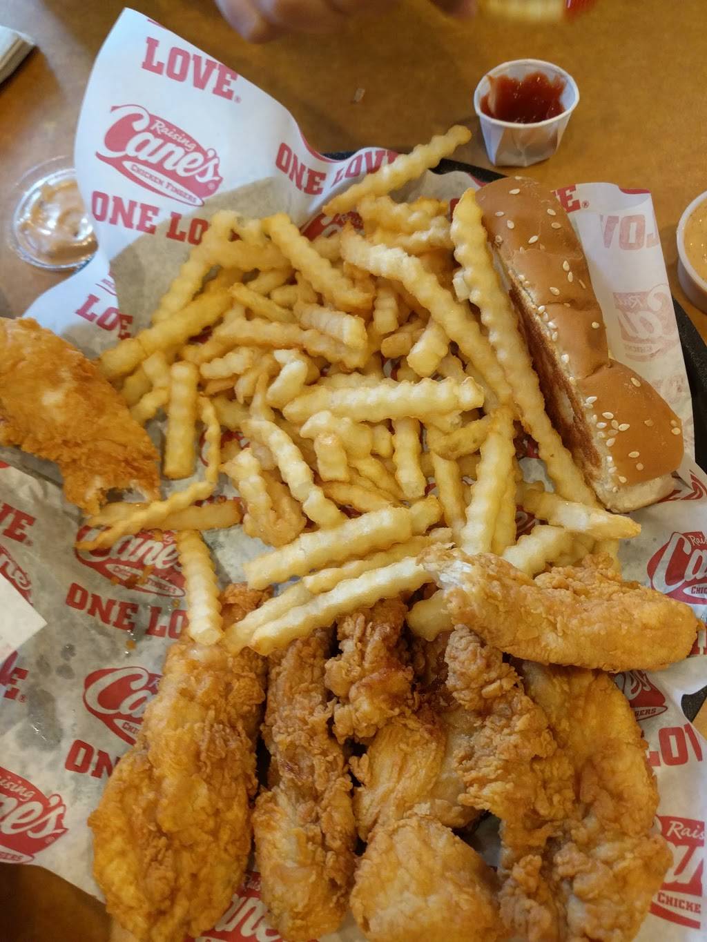 Raising Canes Chicken Fingers | meal takeaway | 720 Hebron Pkwy, Lewisville, TX 75057, USA | 2144884488 OR +1 214-488-4488