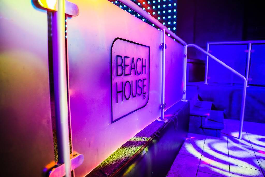 BeachHouse 757 | restaurant | 1910 Atlantic Ave, Virginia Beach, VA 23451, USA | 7579375839 OR +1 757-937-5839