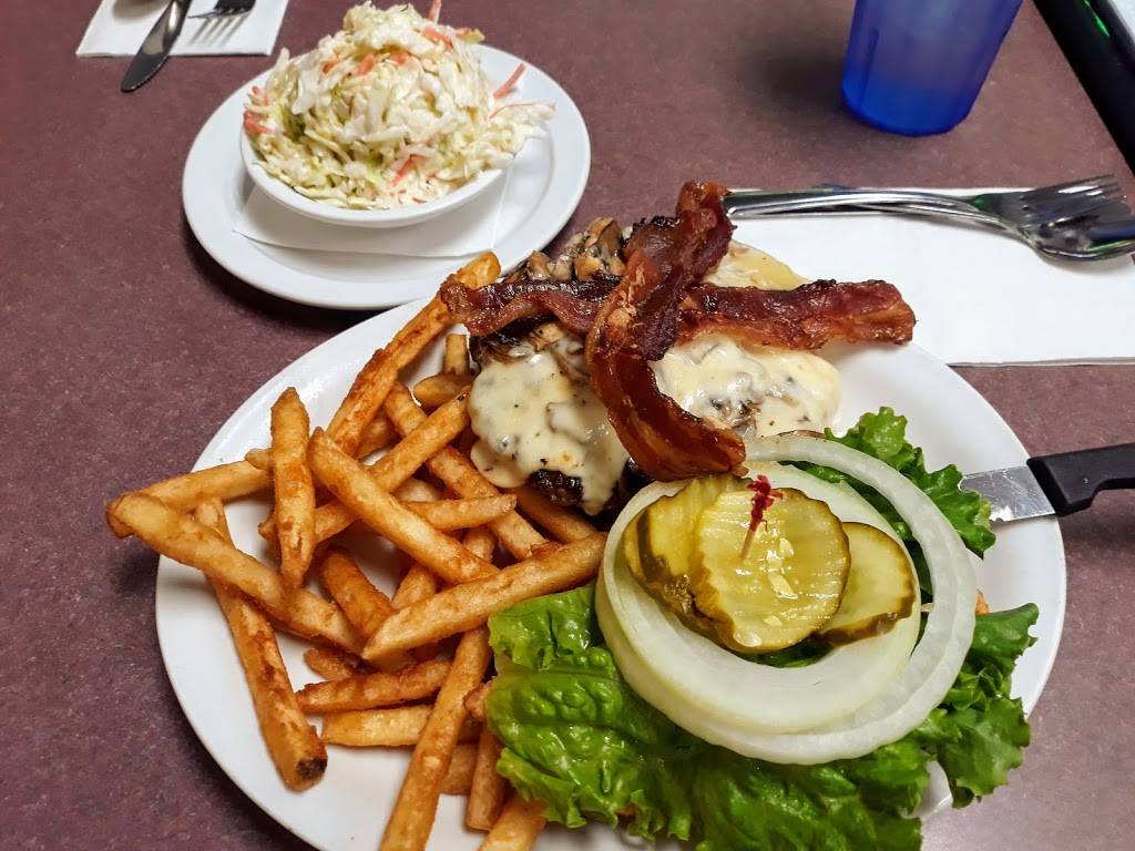 Petes Place | restaurant | 6774 Forest Hill Blvd, Greenacres, FL 33413, USA | 5616416543 OR +1 561-641-6543