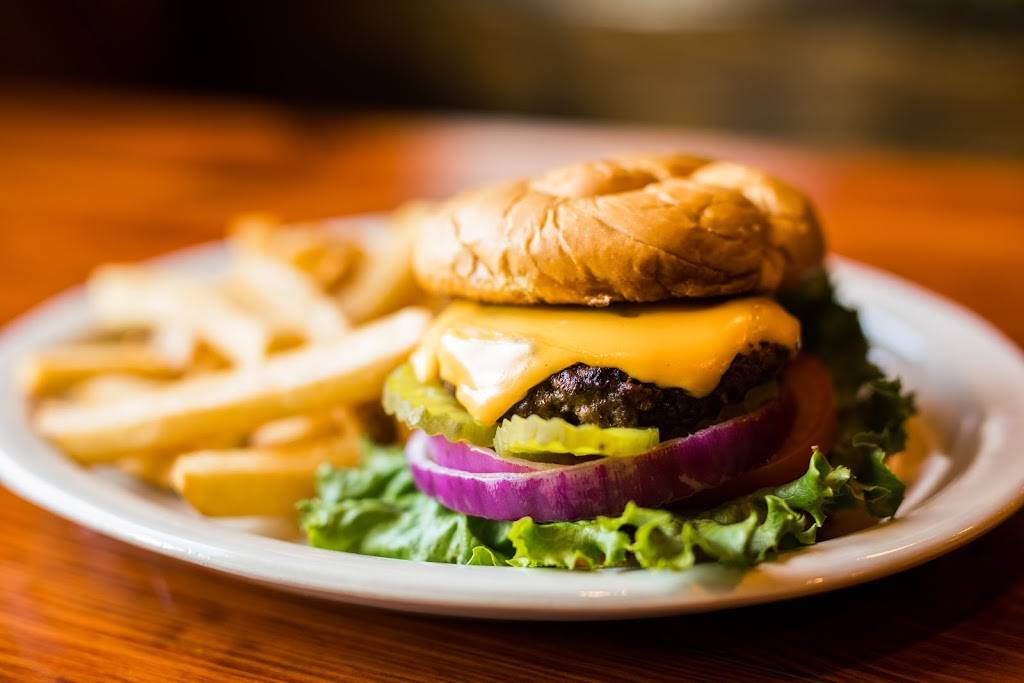 Bayshore Grill & Billiards | restaurant | 137 21st St, San Leon, TX 77539, USA | 2813390197 OR +1 281-339-0197