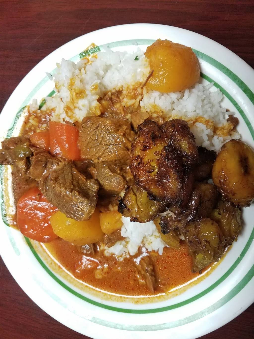 El Castillo de Jagua | restaurant | 6811 4th Ave, Brooklyn, NY 11220, USA | 7187450649 OR +1 718-745-0649