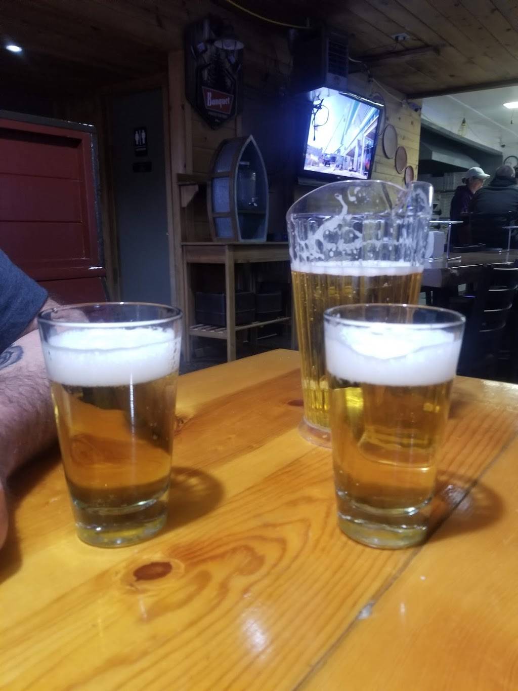 The Pie Pizzeria | restaurant | 24943 CA-108, Mi-Wuk Village, CA 95346, USA | 2095864664 OR +1 209-586-4664