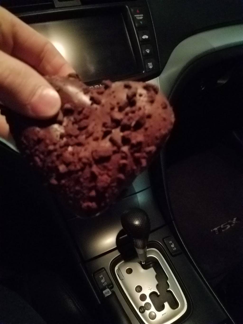 Dunkin Donuts | cafe | 1080 E Oakton St, Des Plaines, IL 60018, USA | 8472964579 OR +1 847-296-4579