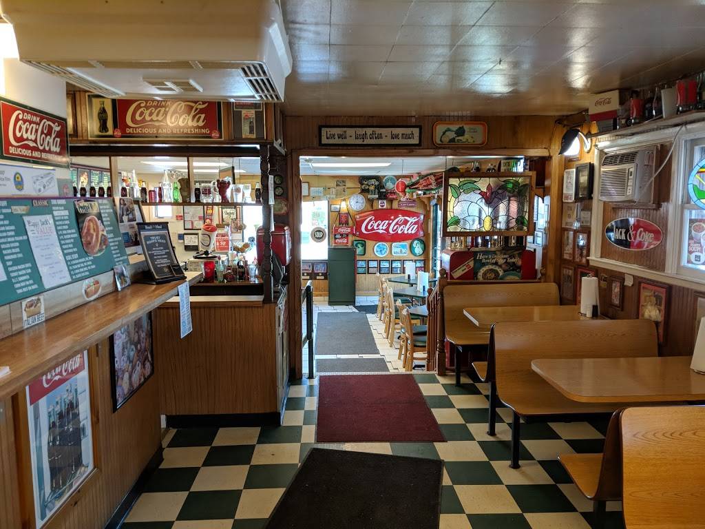 Happy Jacks Submarines | restaurant | 4911 W Elm St, McHenry, IL 60050, USA | 8153850140 OR +1 815-385-0140