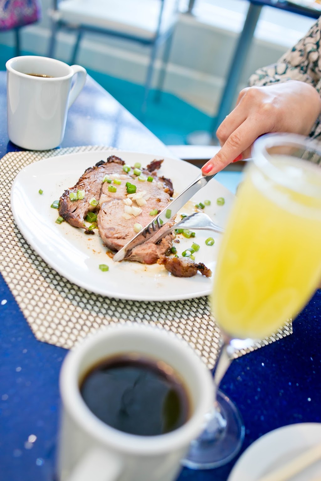 H2O | restaurant | 12 Via De Luna Dr, Pensacola Beach, FL 32561, USA | 8503436791 OR +1 850-343-6791