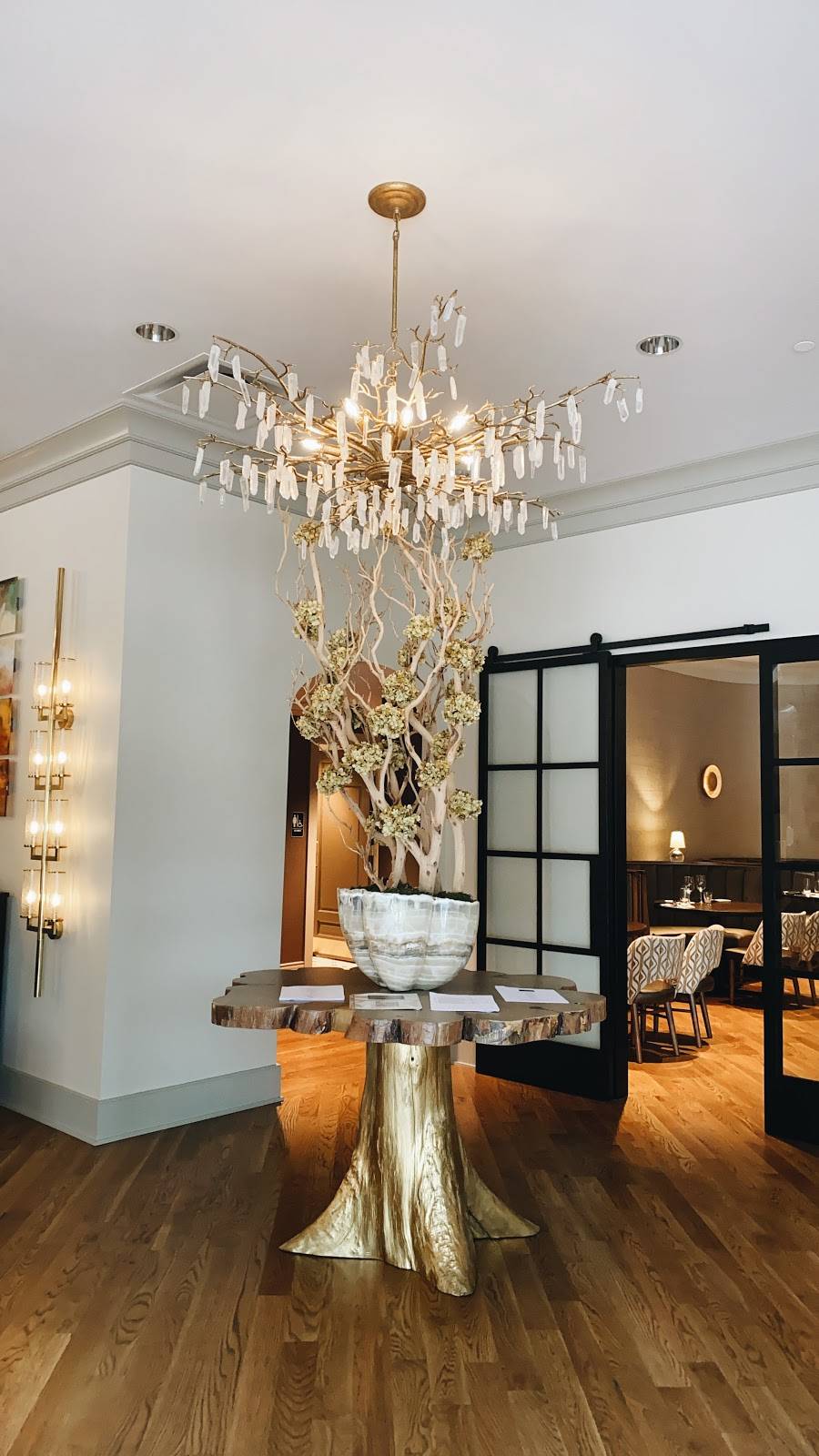 Bentleys Restaurant | restaurant | 4620 Piedmont Row Dr #110, Charlotte, NC 28210, USA | 7043439201 OR +1 704-343-9201