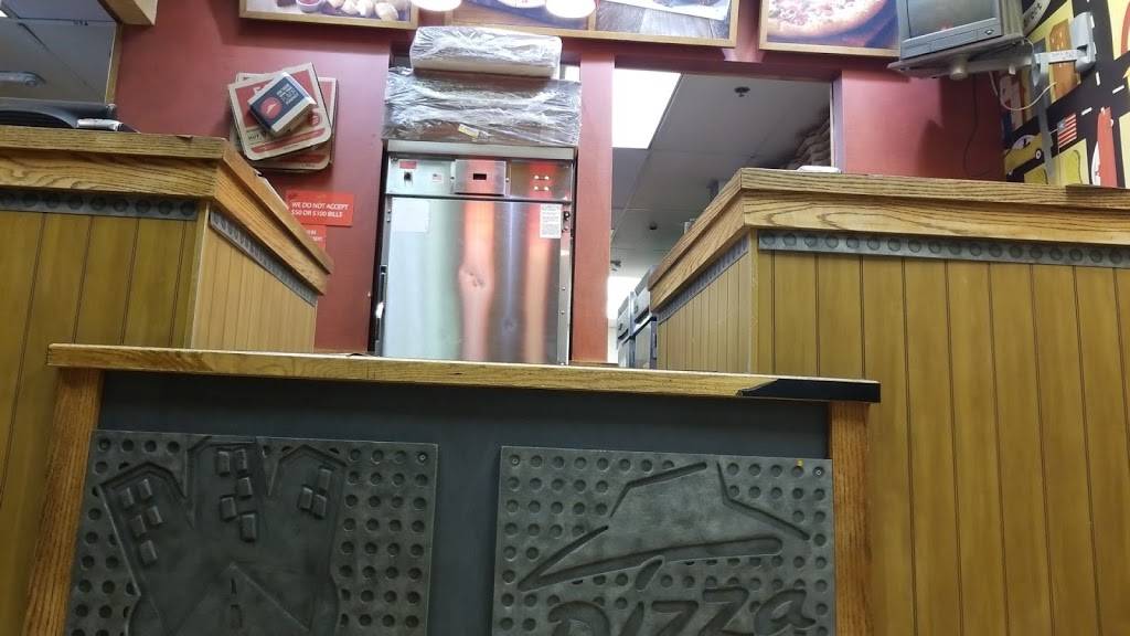 Pizza Hut | restaurant | 12200 Central Ave, Mitchellville, MD 20721, USA | 3012188297 OR +1 301-218-8297