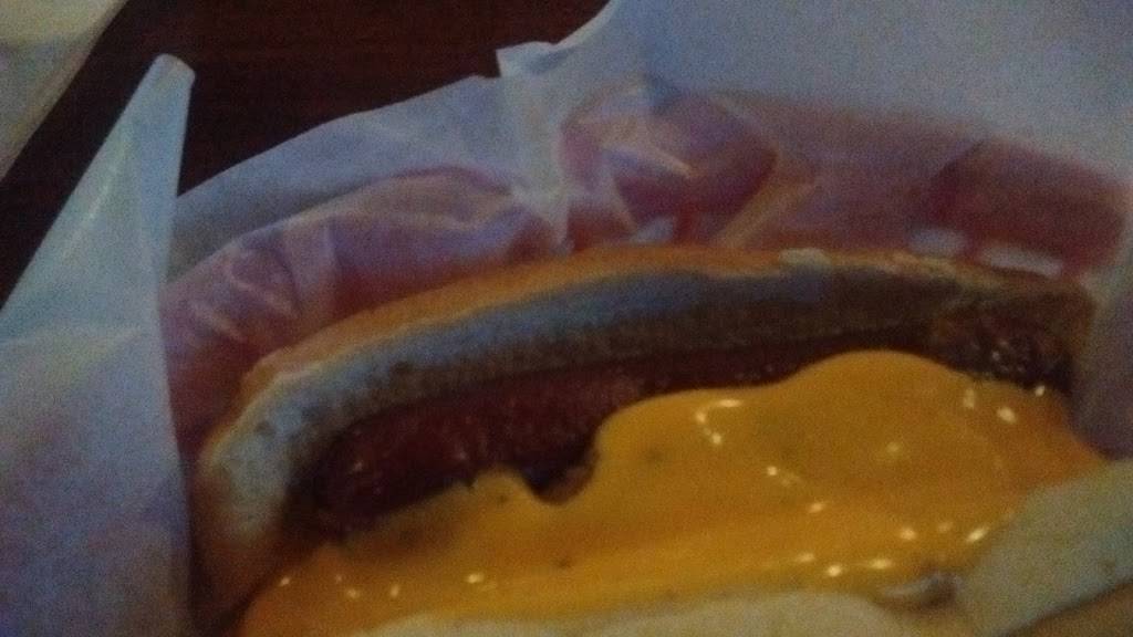 Mikes New Moon Saloon | restaurant | 2059 Saxonburg Blvd, Gibsonia, PA 15044, USA | 7242658188 OR +1 724-265-8188