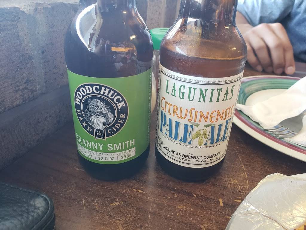 B&J’s Pizza - The Original | restaurant | 6335 S Padre Island Dr, Corpus Christi, TX 78412, USA | 3619926671 OR +1 361-992-6671