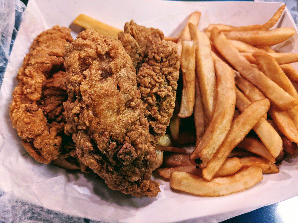 Harolds Chicken on Broadway | meal takeaway | 3933 North Broadway, Chicago, IL 60613, USA | 7739008518 OR +1 773-900-8518