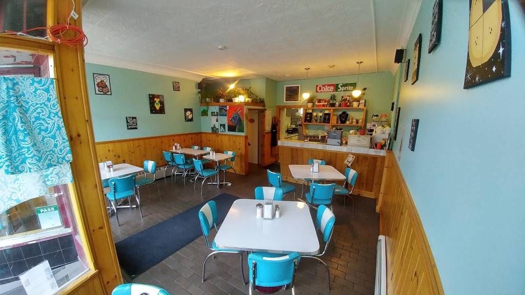 Gage Park Diner | restaurant | 975 Main St E, Hamilton, ON L8M 1N2, Canada | 2893898333 OR +1 289-389-8333