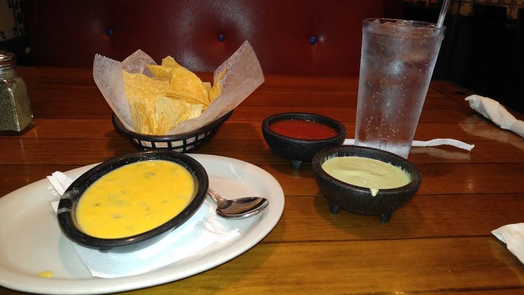 Casa Olé | restaurant | 3201 Freedom Blvd, Bryan, TX 77802, USA | 9797760994 OR +1 979-776-0994