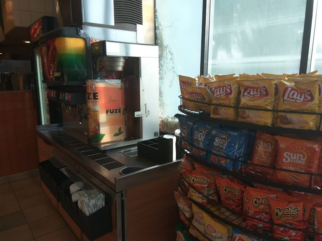 Subway | meal takeaway | 3540 Adams Ave, San Diego, CA 92116, USA | 6195464390 OR +1 619-546-4390