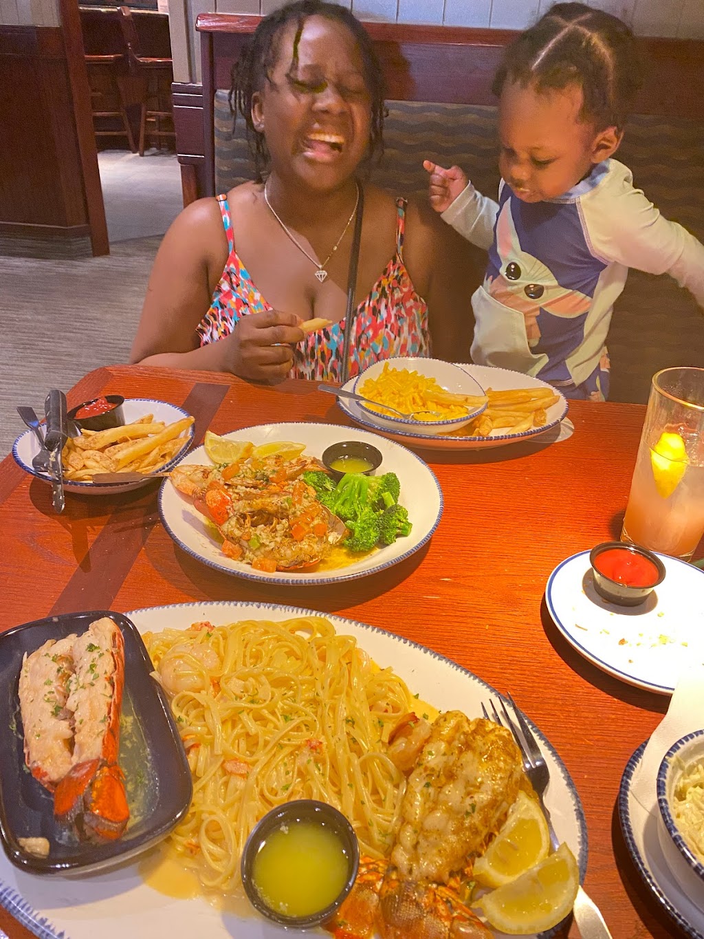 Red Lobster | restaurant | 4401 Kemp Blvd, Wichita Falls, TX 76308, USA | 9406912531 OR +1 940-691-2531