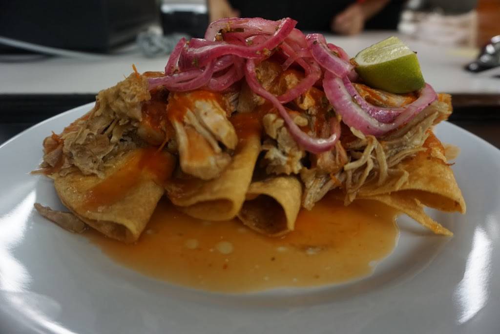 El Rincon Tapatio | restaurant | 1751 Yosemite Blvd, Modesto, CA 95354, USA | 2092840519 OR +1 209-284-0519