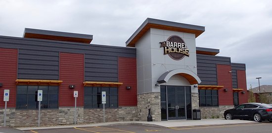 The barrel house | restaurant | 4701 E 54th St, Sioux Falls, SD 57110, USA | 6052717553 OR +1 605-271-7553