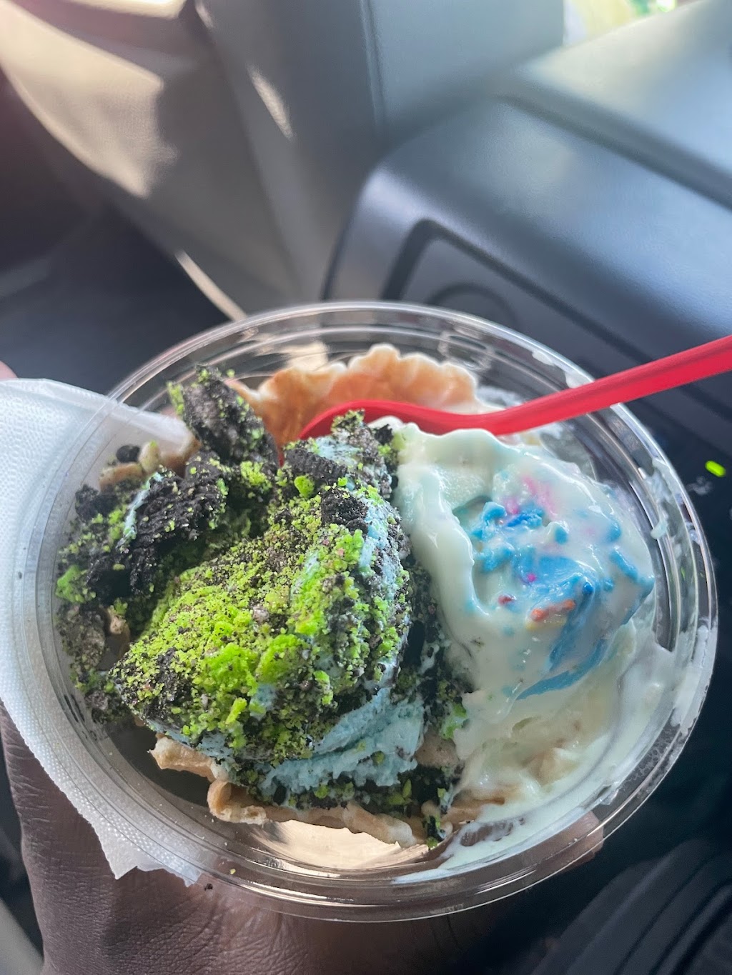 Brusters Real Ice Cream | bakery | 555 Compass Pt Plz #108, Leesburg, VA 20175, USA | 5715912177 OR +1 571-591-2177