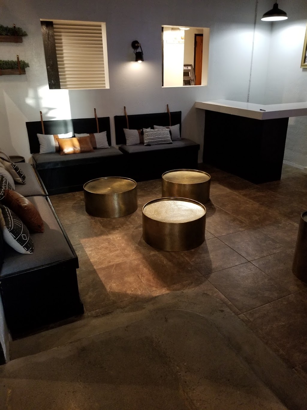 The Urban Corner | restaurant | 55 N Litchfield Rd, Goodyear, AZ 85338, USA | 6232402216 OR +1 623-240-2216