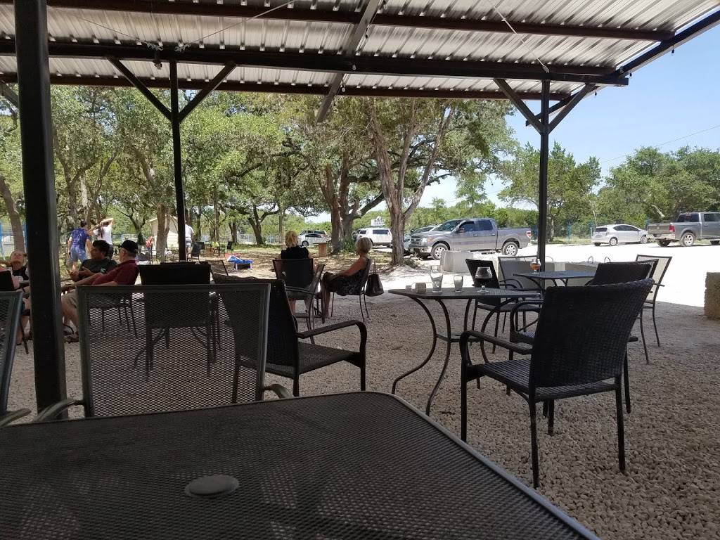 Rough Diamond Brewery | restaurant | 101 Kendalia Cir, Spring Branch, TX 78070, USA | 8308856616 OR +1 830-885-6616