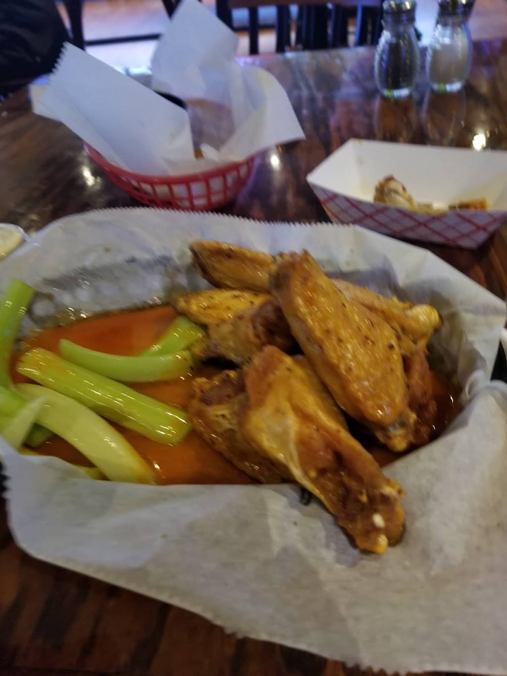 Hennessys Bar & Grille | restaurant | 3980 Tampa Rd, Oldsmar, FL 34677, USA | 8138542255 OR +1 813-854-2255