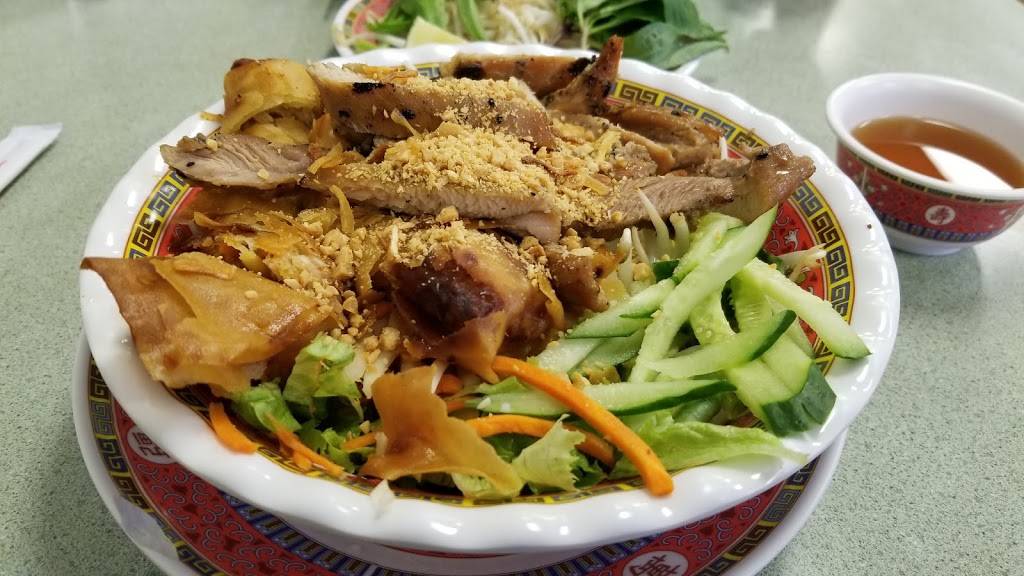Saigon Noodle House | restaurant | 45-1151 Kamehameha Hwy D, Kaneohe, HI 96744, USA | 8082356107 OR +1 808-235-6107