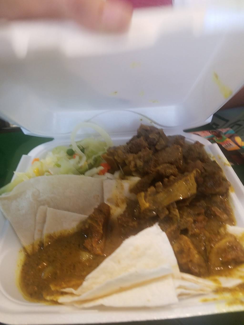 Silver Spoon | restaurant | 940 Park Ave, Lake Park, FL 33403, USA | 5618822400 OR +1 561-882-2400