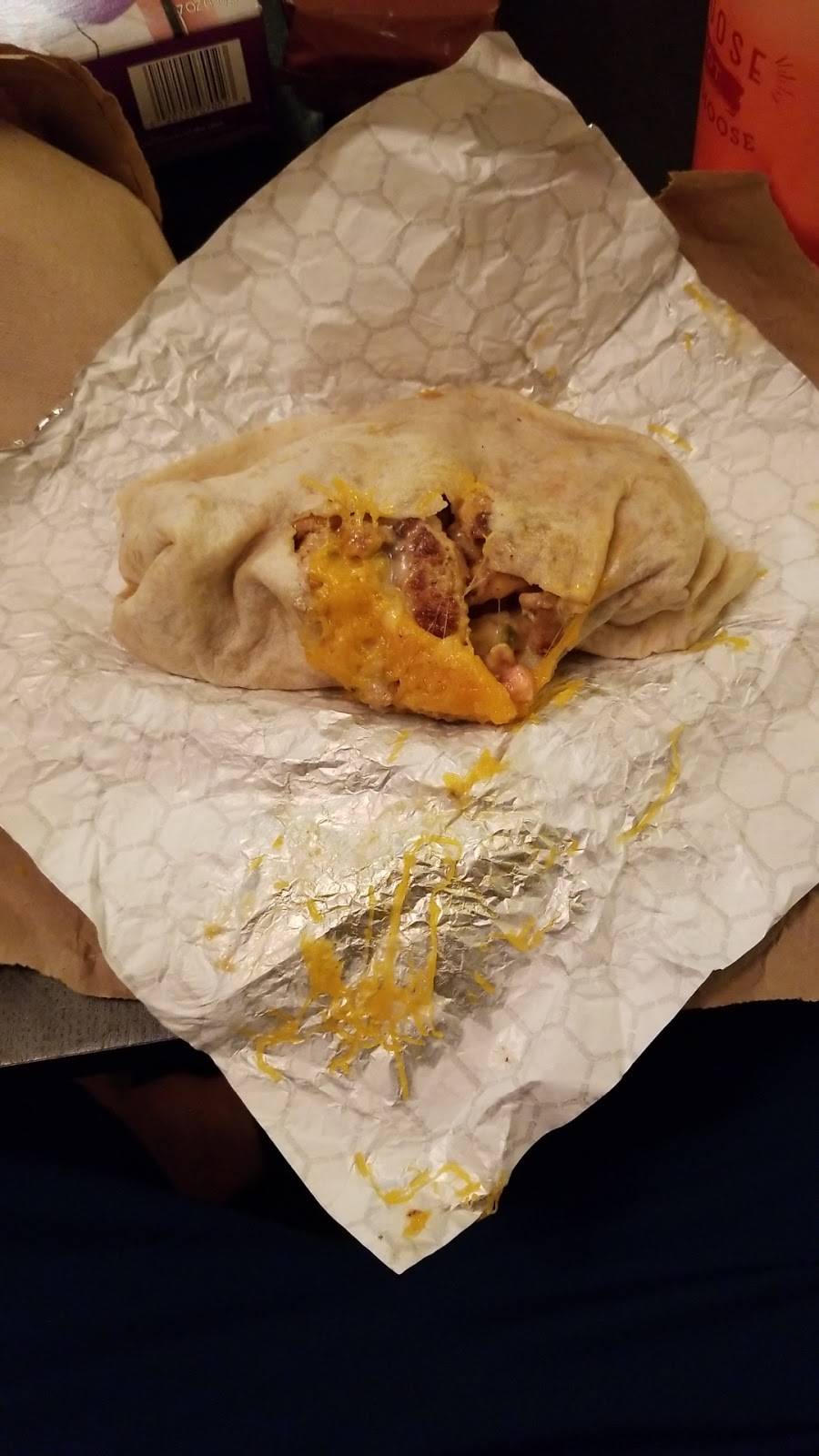 Del Taco | meal takeaway | 5197 E Los Angeles Ave, Simi Valley, CA 93063, USA | 8055277646 OR +1 805-527-7646