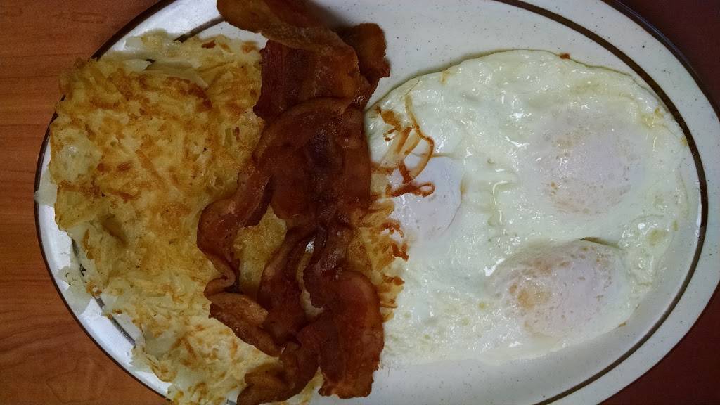 Sammis Deli | restaurant | 26900 Brookpark Ext, North Olmsted, OH 44070, USA | 4407794888 OR +1 440-779-4888