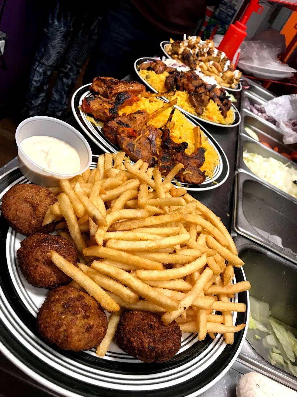 C.F.C Gyro Kings & Kabobs | restaurant | 550 Park Ave, Worcester, MA 01603, USA | 7744202685 OR +1 774-420-2685