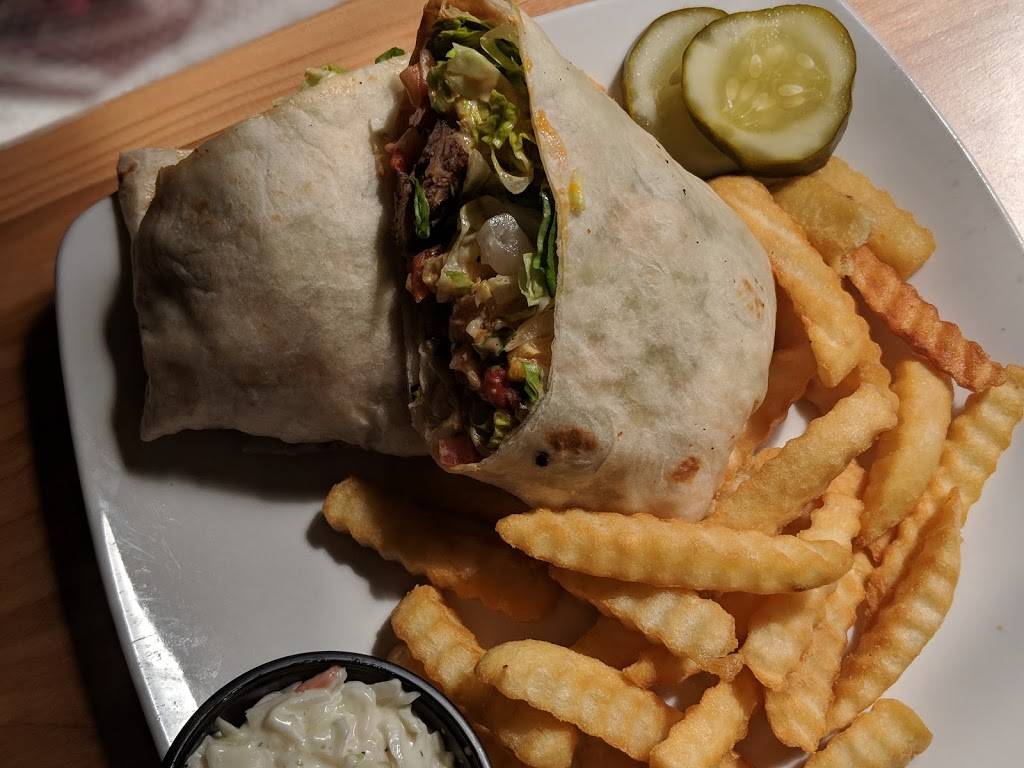 No Wake Bar and Grill | restaurant | 99 Kazimour Dr, Port Barrington, IL 60010, USA | 8473828866 OR +1 847-382-8866