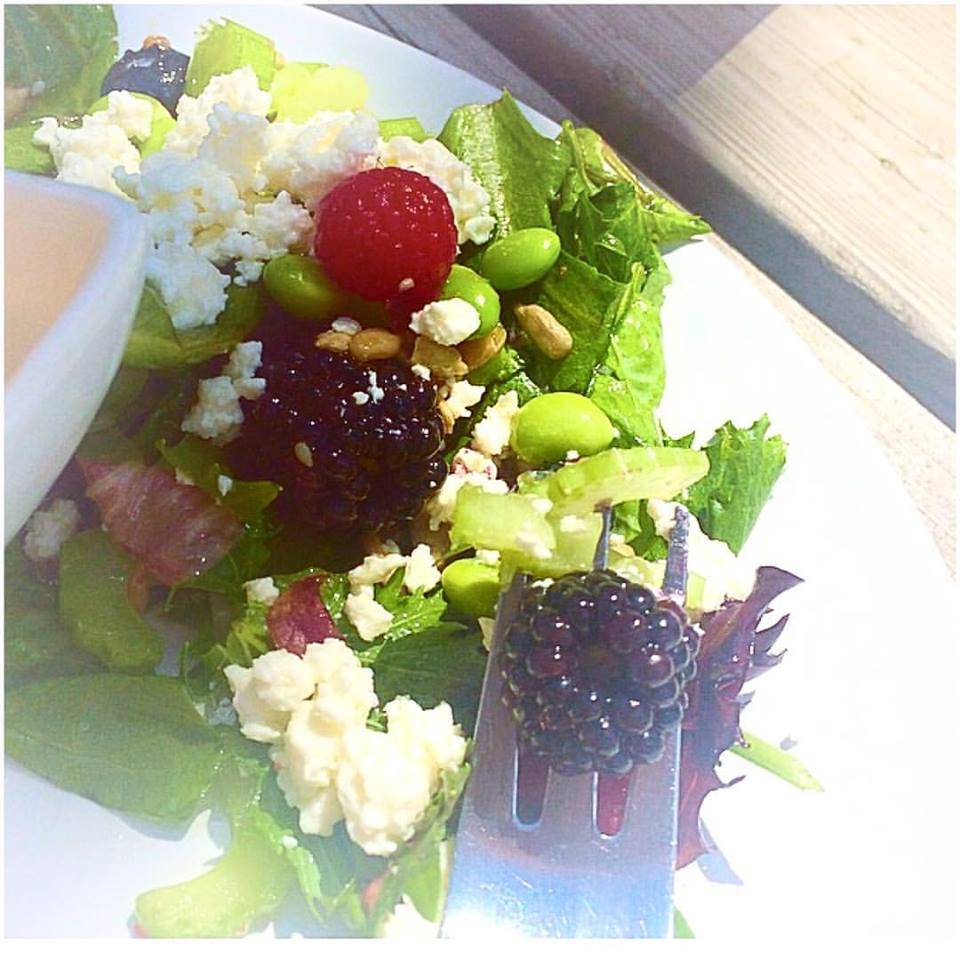 Indigo Lounge Holistic Wellness Centre & Eatery | restaurant | 264 Tillson Ave, Tillsonburg, ON N4G 3B3, Canada | 5196881188 OR +1 519-688-1188