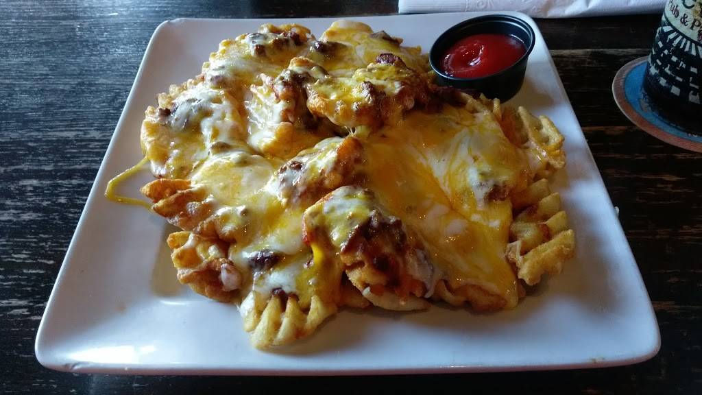 The BrewTop Pub and Patio | restaurant | 8614 N Boardwalk Ave, Kansas City, MO 64154, USA | 8165849292 OR +1 816-584-9292