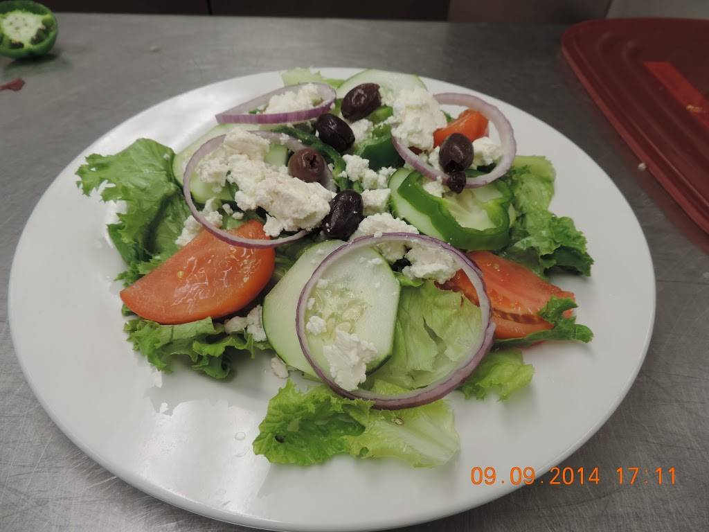 The Country House Restaurant | restaurant | 663 US-7, Pittsford, VT 05763, USA | 8027727936 OR +1 802-772-7936