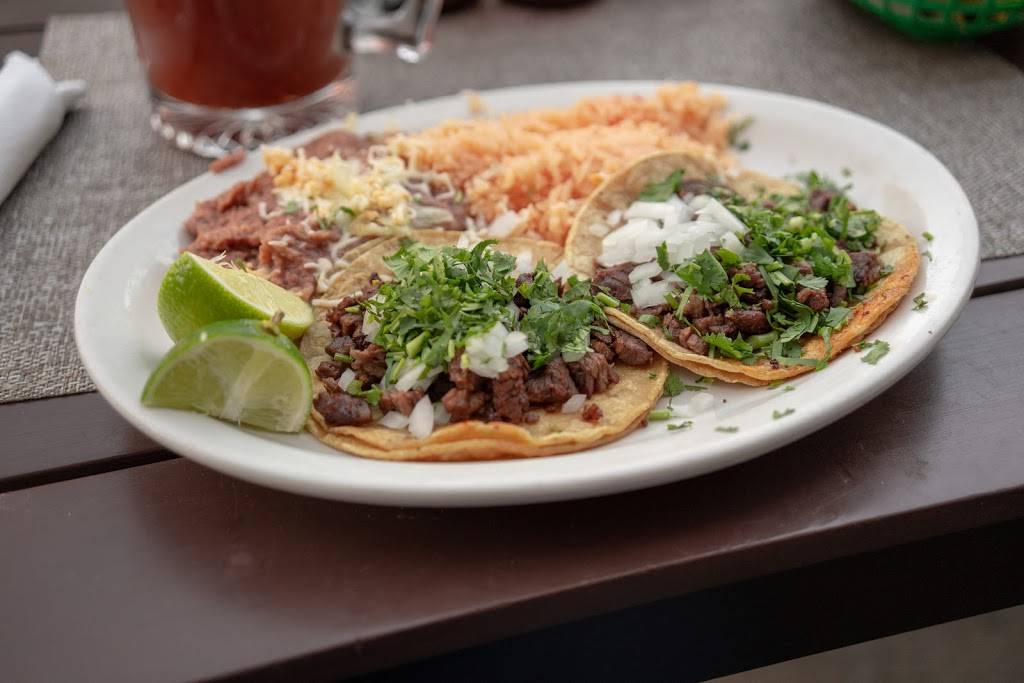 Garcias Restaurant | restaurant | 4760 N Lincoln Ave, Chicago, IL 60625, USA | 7737695600 OR +1 773-769-5600