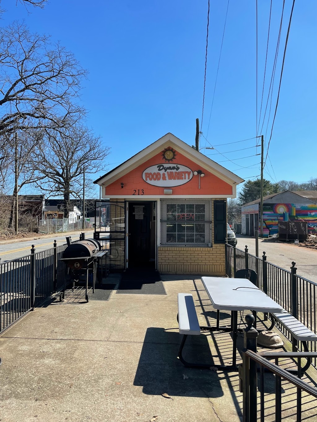 Dyans Food and Variety | restaurant | 100-198 Howell Dr SE, Atlanta, GA 30316, USA | 4045880506 OR +1 404-588-0506